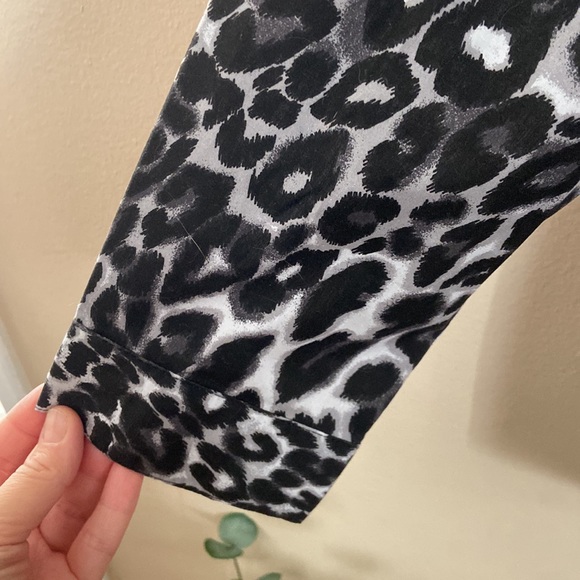 Leopard Print Button Down - Picture 4 of 6